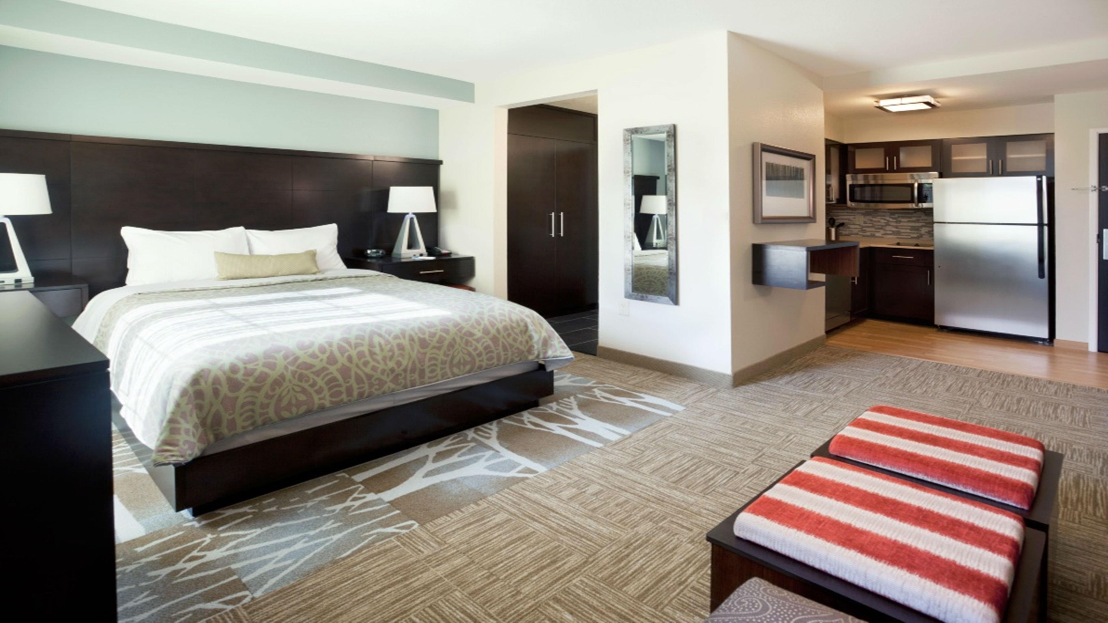 Hotel Staybridge - Johnson By Ihg